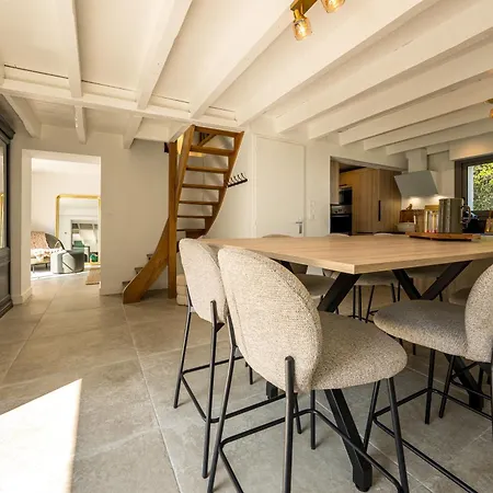 Villa Pilomani - Maison Cosy à 250 M De La