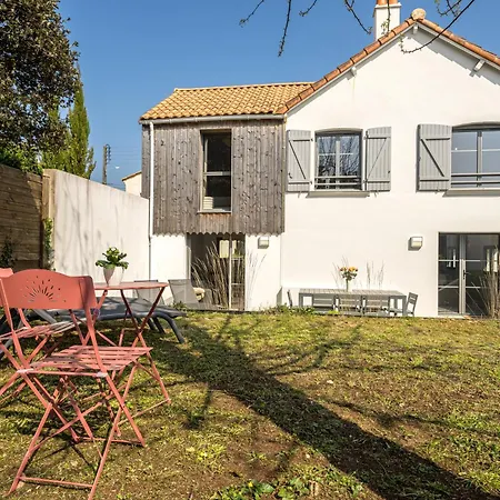 Villa Pilomani - Maison Cosy à 250 M De La *